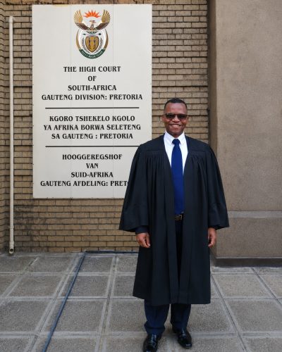 Mr Mzwanele Blaauw